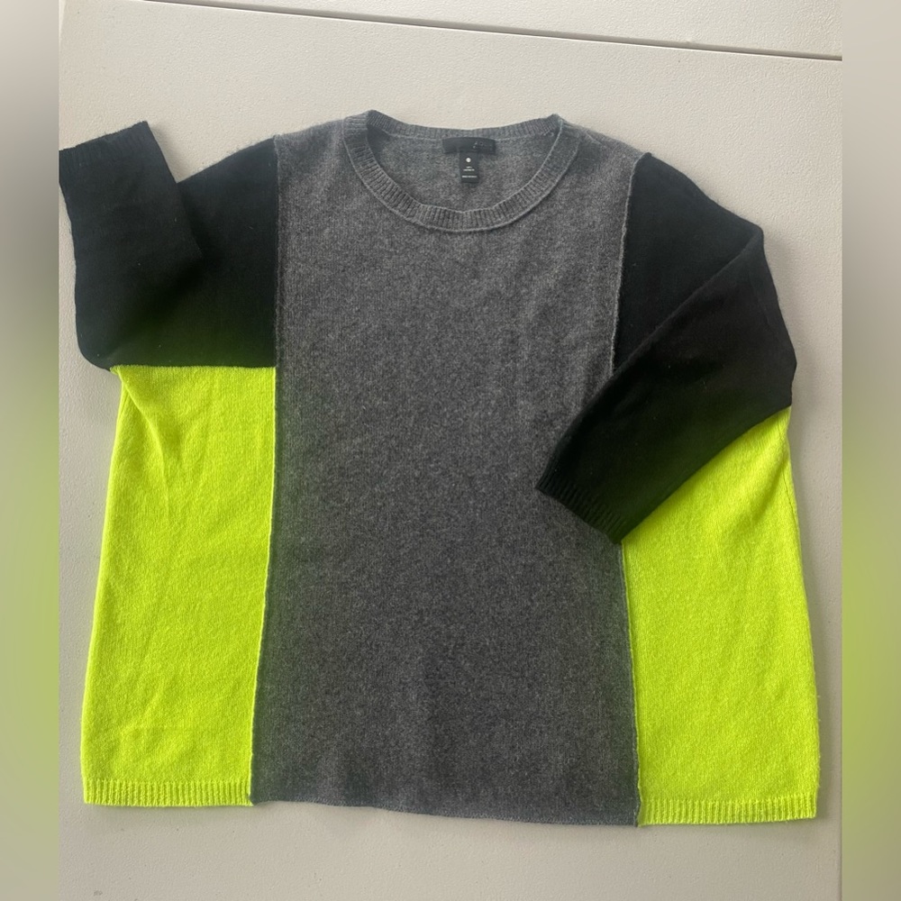 AQUA 100% Cashmere 3/4 Sleeve Color Block Sweater